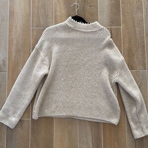 H&M pearl trimmed sweater size XS oversized